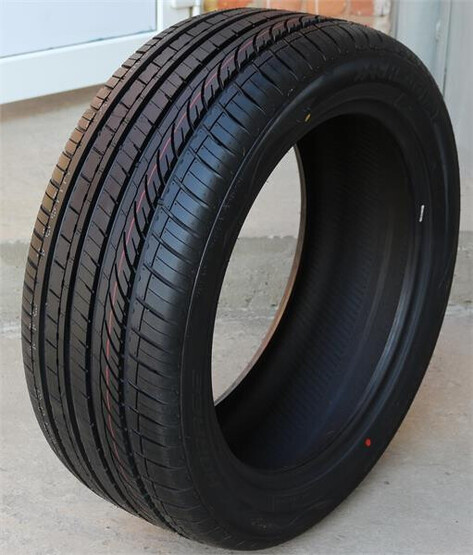 Шина Headway Hu901 235/55R20 105W